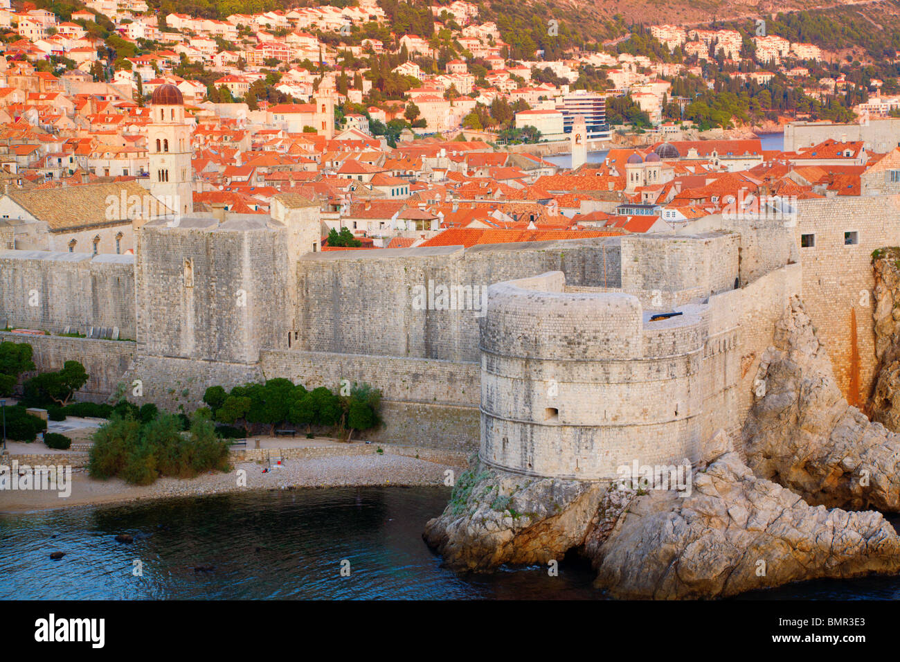 Dubrovnik e la parete della città Foto Stock