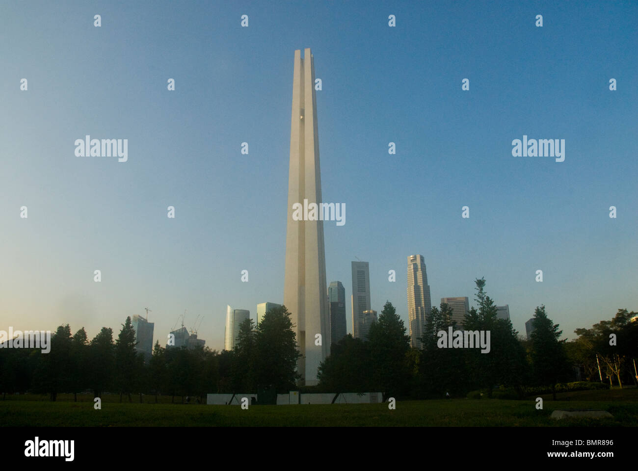 Memoriale per le vittime civili della occupazione giapponese, War Memorial Park Beach Road, Singapore Foto Stock