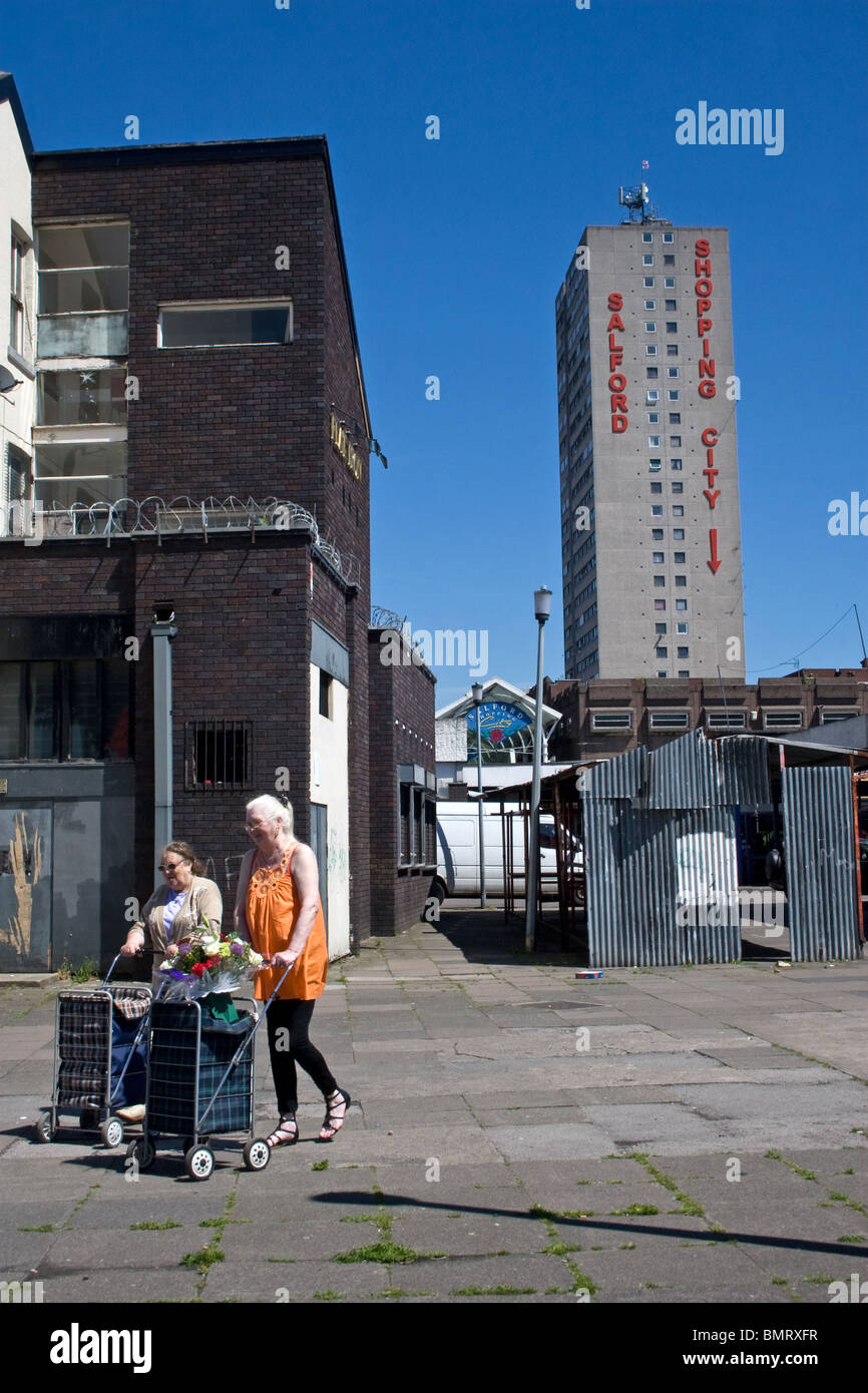 Salford Shopping Centre e mercato, Salford, Greater Manchester, UK. Foto Stock
