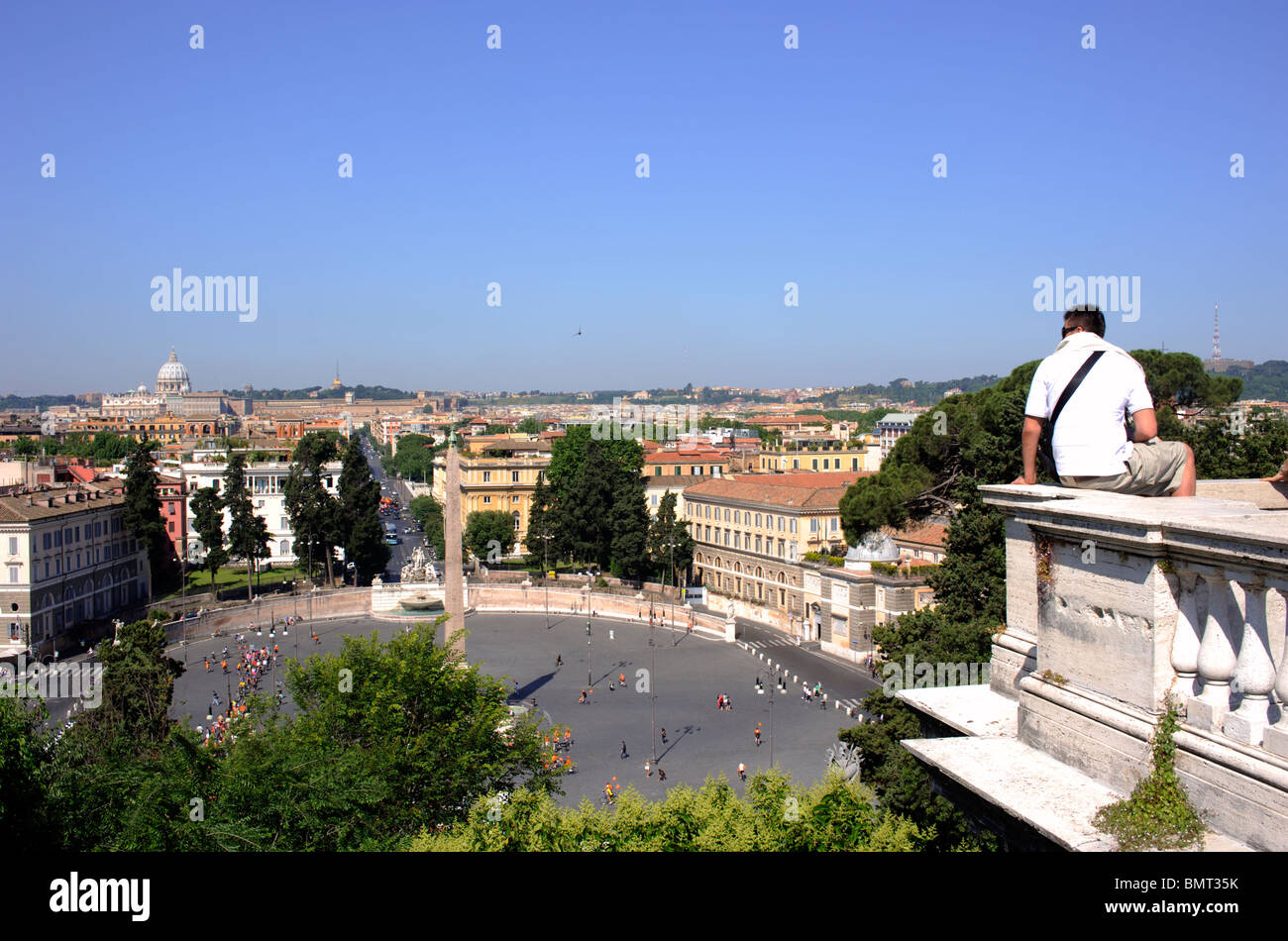 Italia, Roma, colle Pincio, terrazza che si affaccia su piazza del Popolo, punto di vista Foto Stock