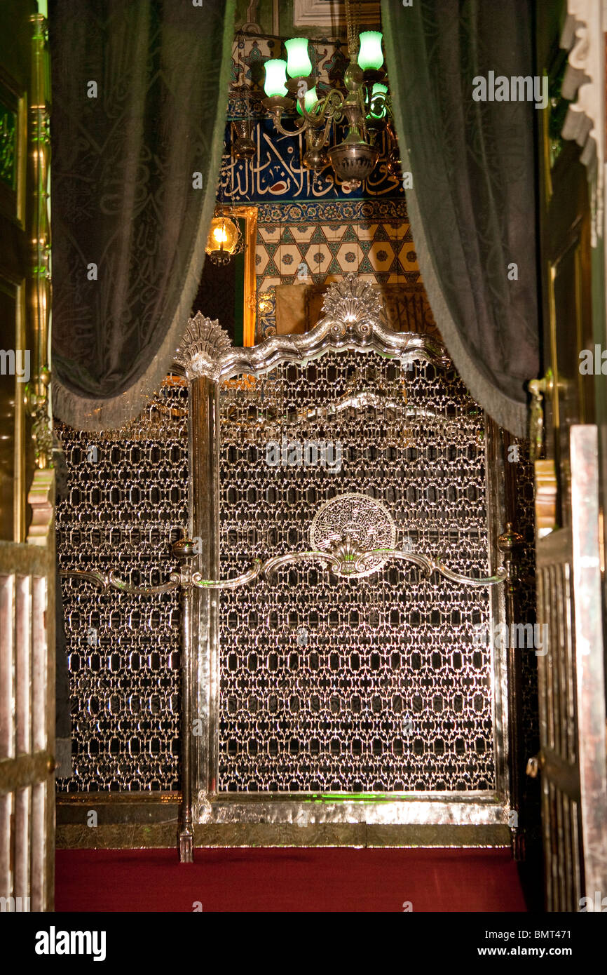 Tomba di Abu Ayyub Al-Ansari al Eyup la Moschea del Sultano, Eyup, Istanbul, Turchia Foto Stock