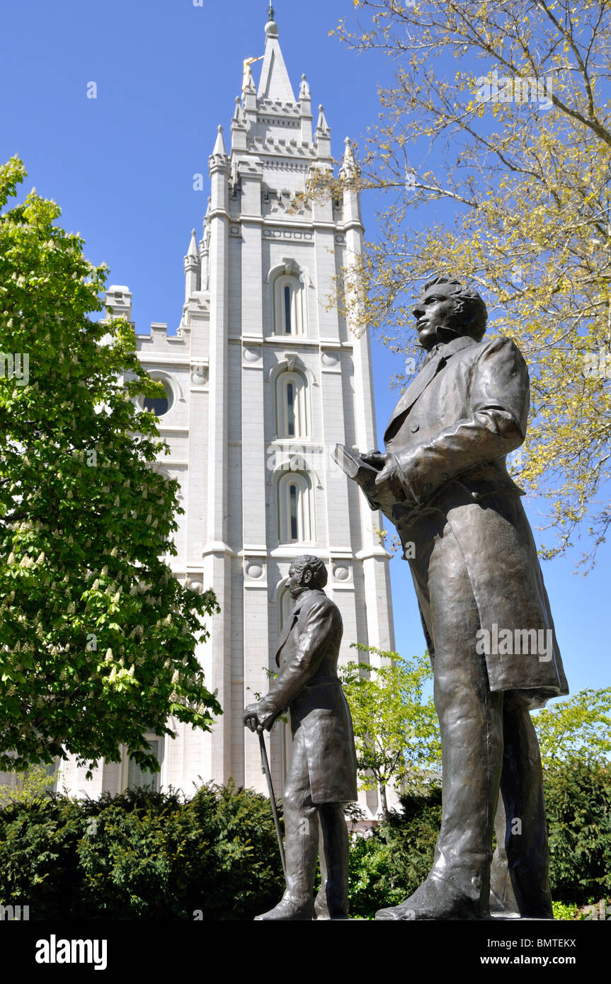 Joseph e Hyrum Smith statue al Temple Square, Salt Lake City, Utah, Stati Uniti d'America. Foto Stock