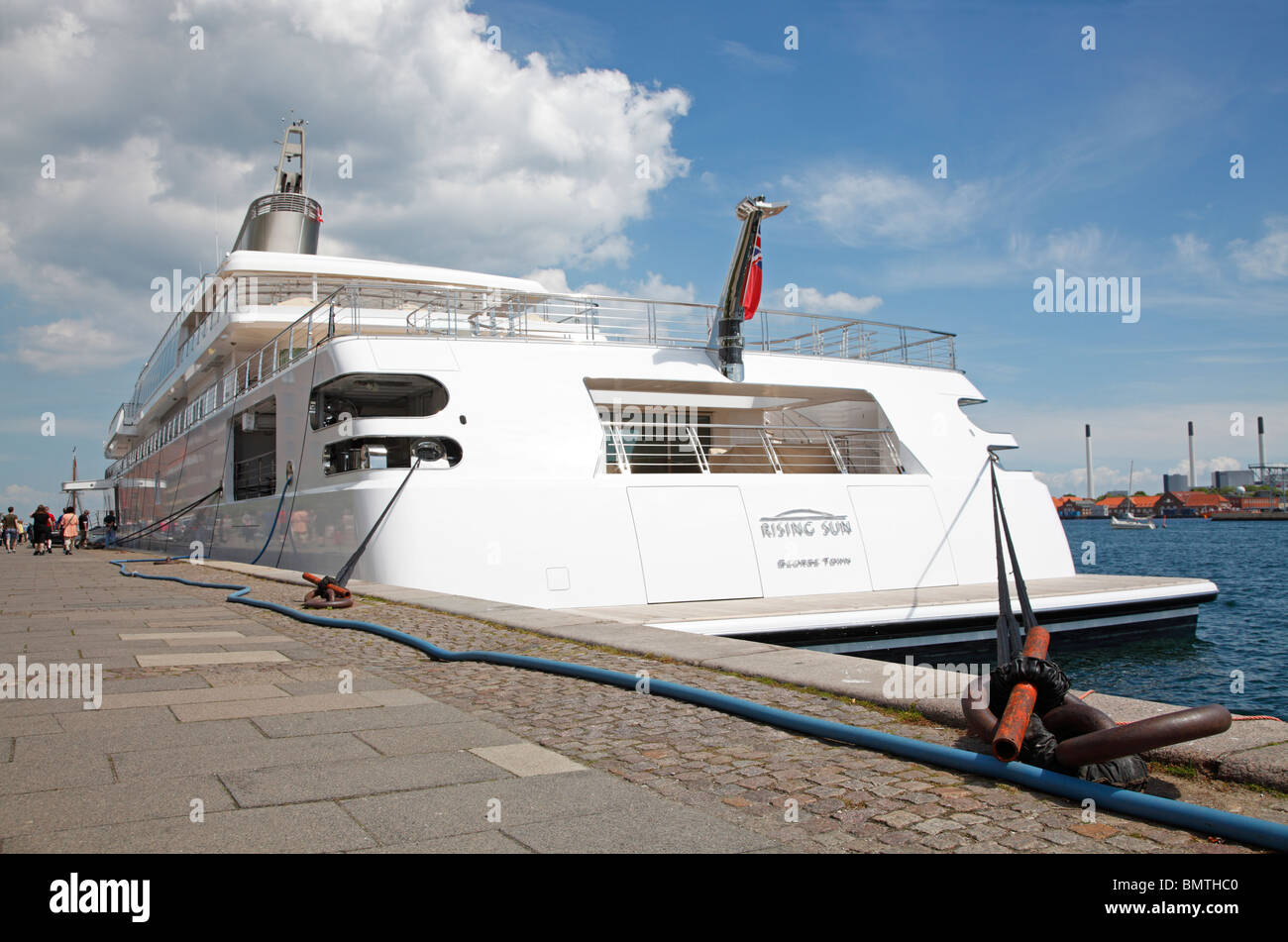 La yacht di lusso La MS Rising Sun nel porto di Copenhagen, Danimarca Foto Stock