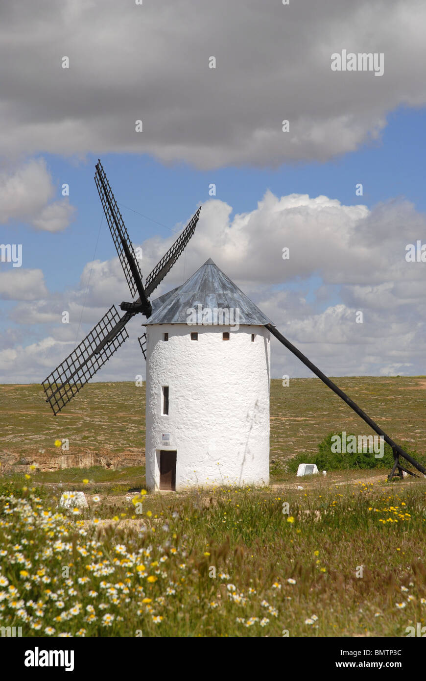 Campo de Criptana, Provincia Cuenca, Castilla la Mancha, in Spagna Foto Stock Campo de Criptana, Provincia Cuenca, Castilla la Mancha, in Spagna Foto Stock