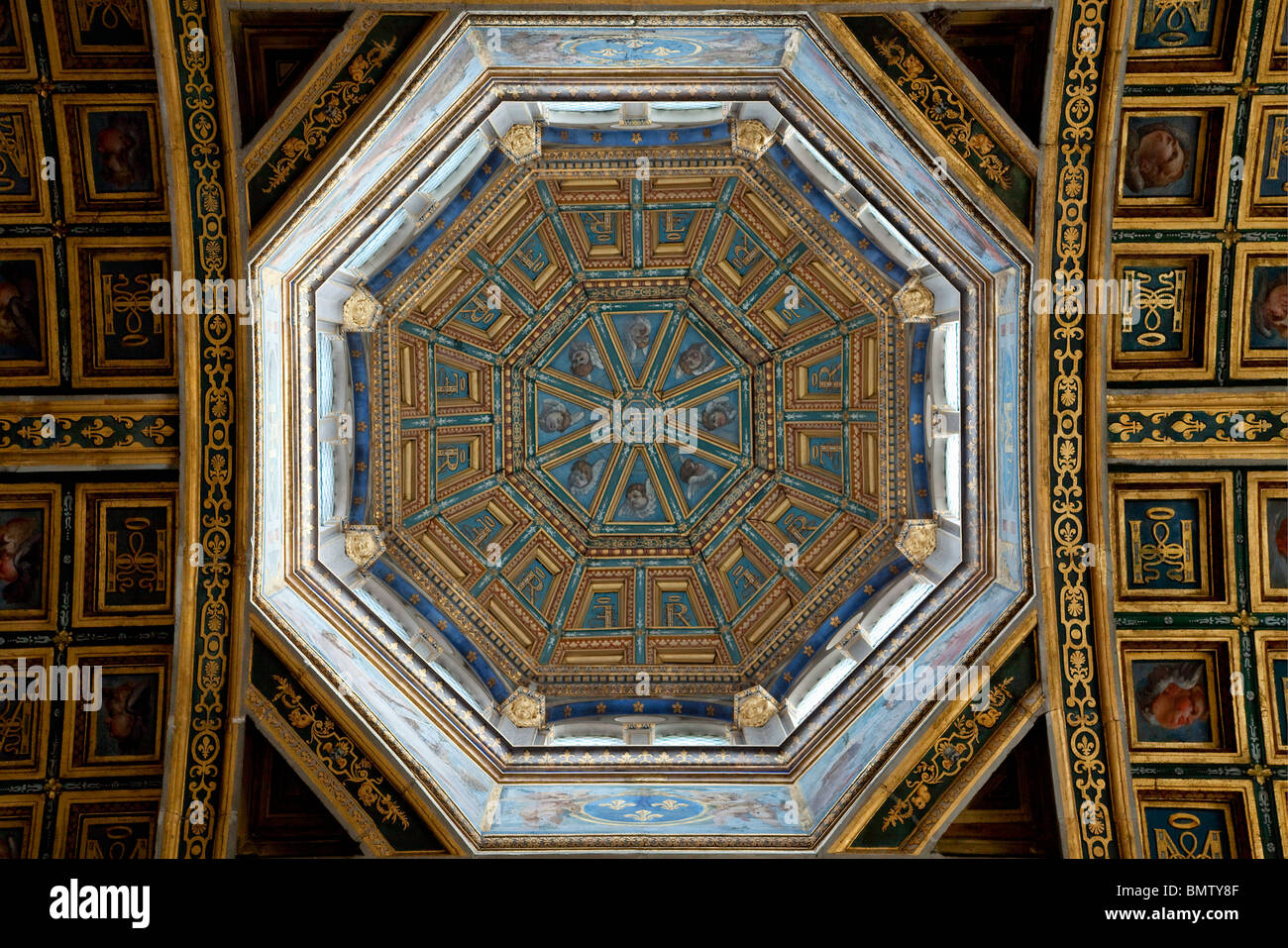 In Francia, il castello di Fontainebleau, HAUT SAINT SATURNIN CAPPELLA Foto Stock