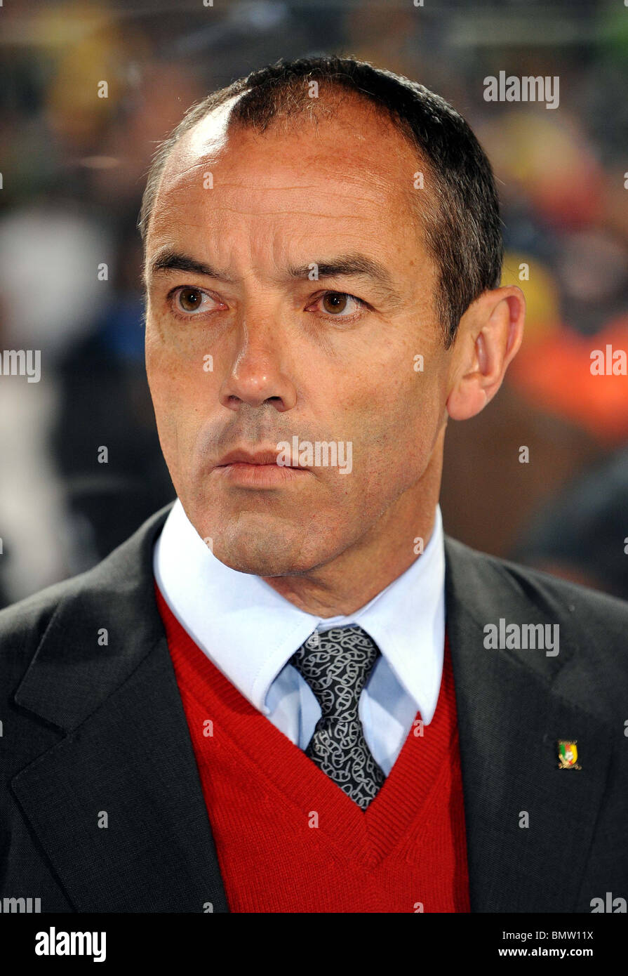 PAUL LE GUEN CAMERUN COACH LOFTUS VERSFELD STADIUM PRETORIA SUDAFRICA 19 Giugno 2010 Foto Stock