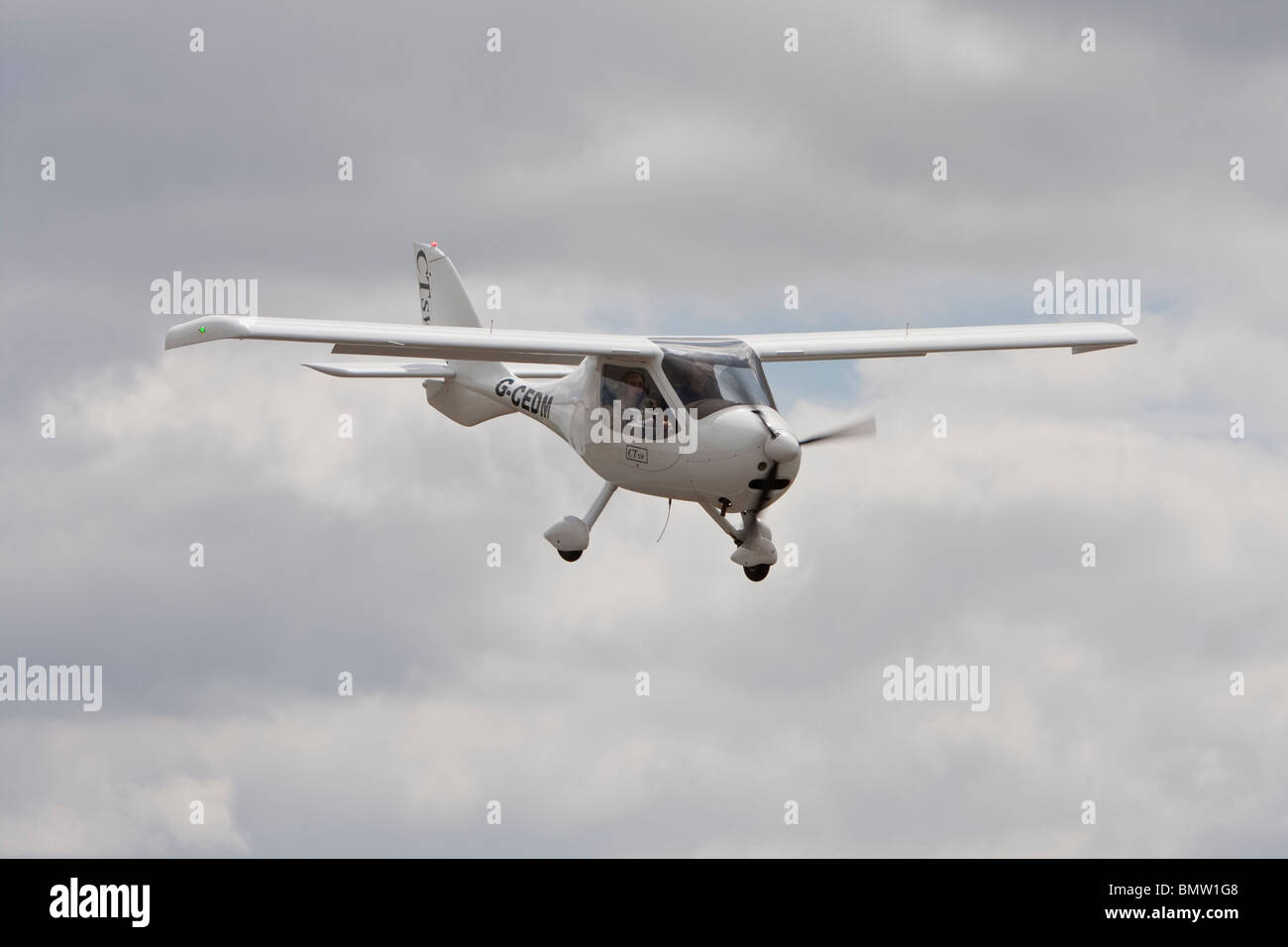 Flight Design CTSW ultraleggero, G-CEDM, a Wickenby Foto Stock