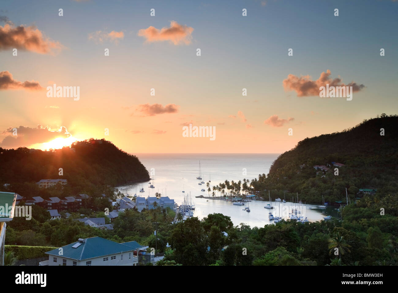Caraibi, St Lucia Marigot Bay e del porto Foto Stock
