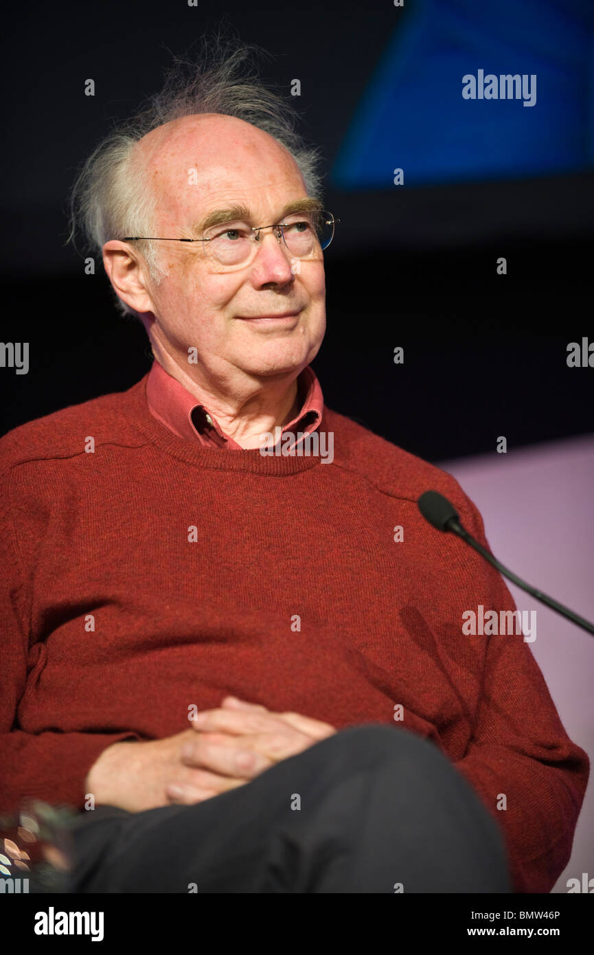 Sir Martin Evans Welsh scienziato e premio Nobel nella foto a Hay Festival 2010 Hay on Wye Powys Wales UK Foto Stock