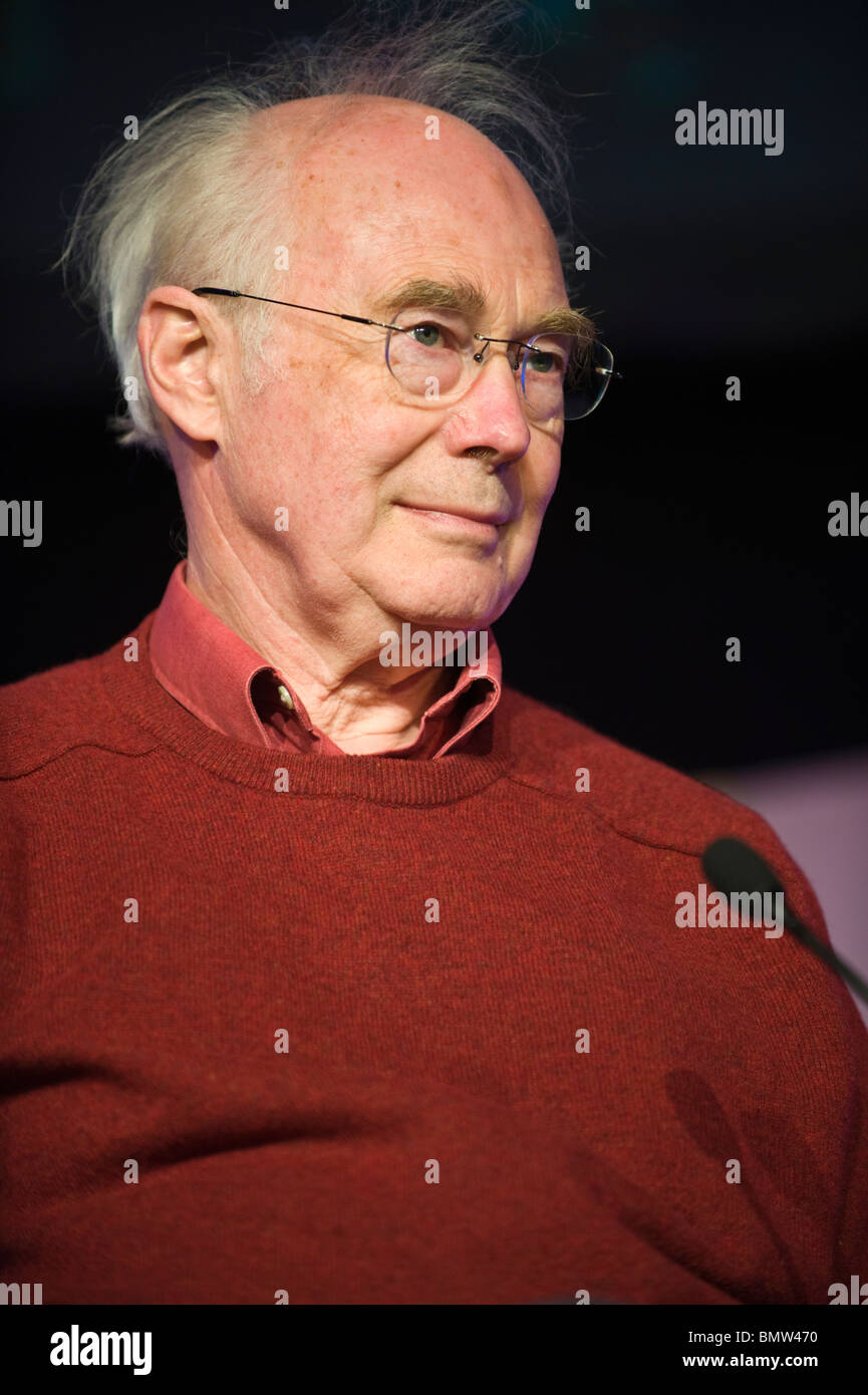 Sir Martin Evans Welsh scienziato e premio Nobel nella foto a Hay Festival 2010 Hay on Wye Powys Wales UK Foto Stock