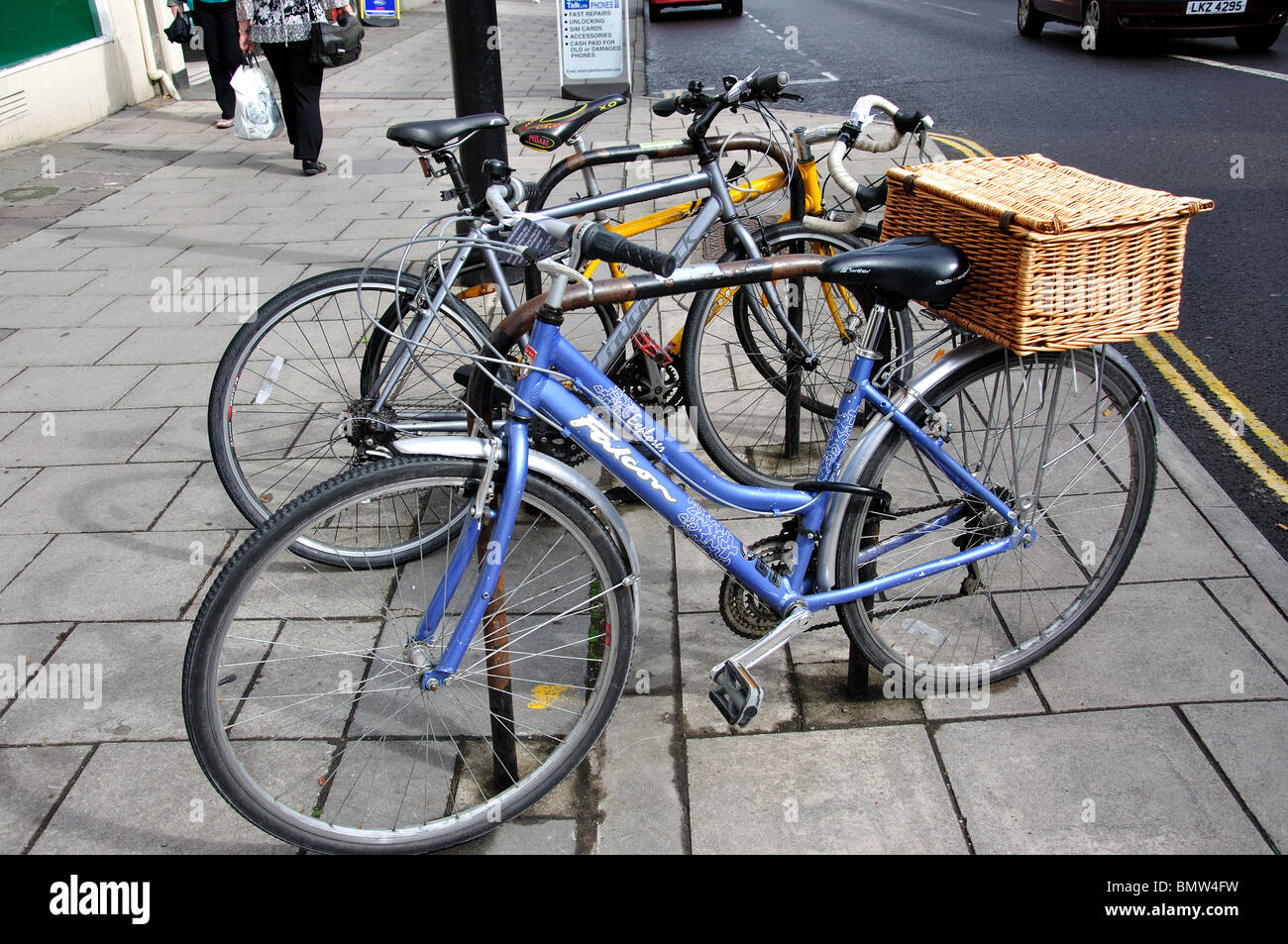 Supporti per bicicletta, Park Street, Bristol, Inghilterra, Regno Unito Foto Stock