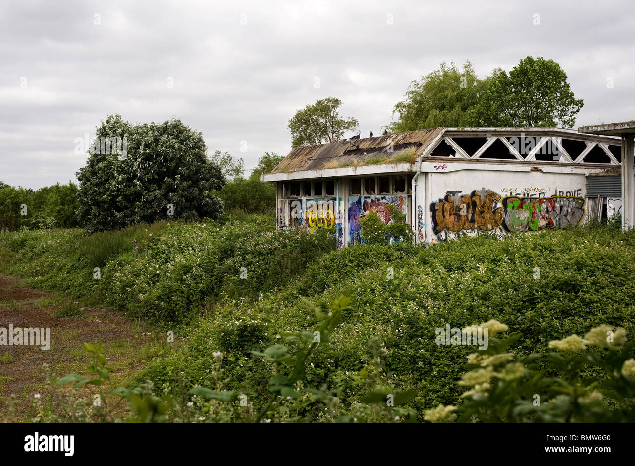 Un edificio abbandonato in Essex. Foto di Gordon Scammell Foto Stock