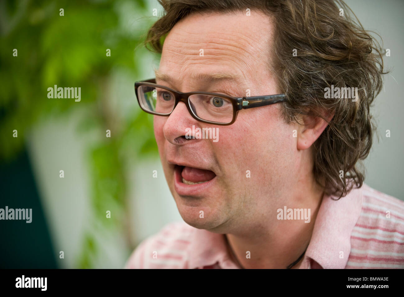 Hugh Fearnley-Whittingstall raffigurato a Hay Festival 2010 Hay on Wye Powys Wales UK Foto Stock