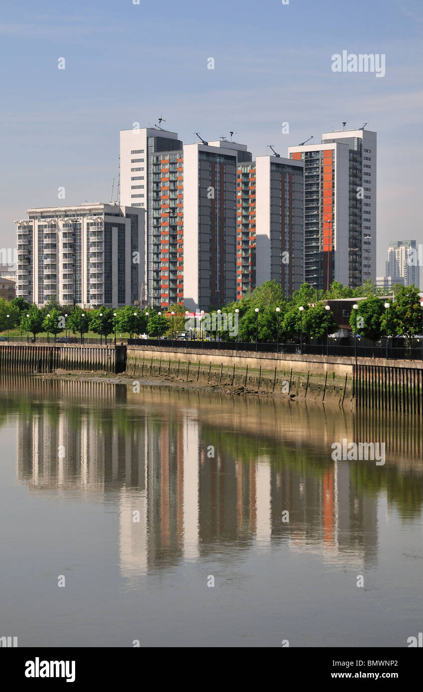 Highrise housing development, Londra E14, Regno Unito Foto Stock