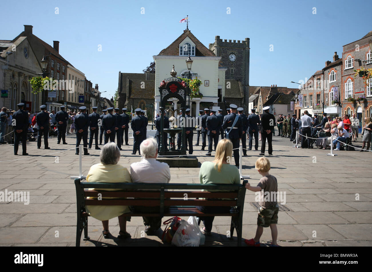 Medaglia di campagna presentazione di Royal Air Force benson personale che hanno recentemente tornato da afganistan Foto Stock