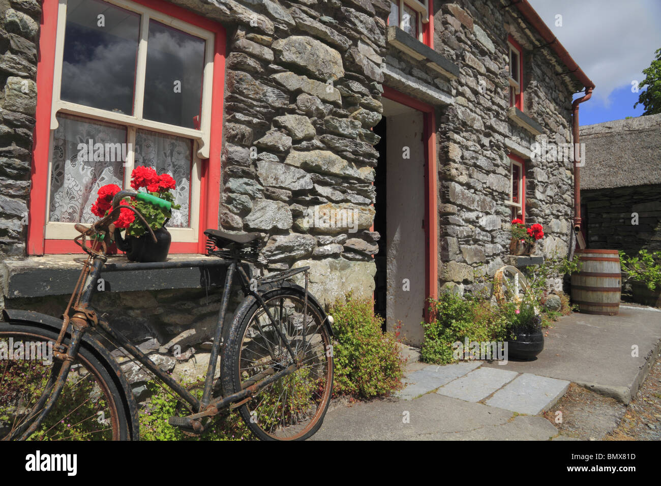 Molly Gallivan's Cottage nella Contea di Kerry, Rep dell'Irlanda. Foto Stock