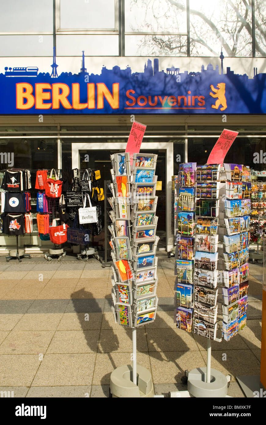 Negozio di souvenir Berlin Germania Europa Foto Stock