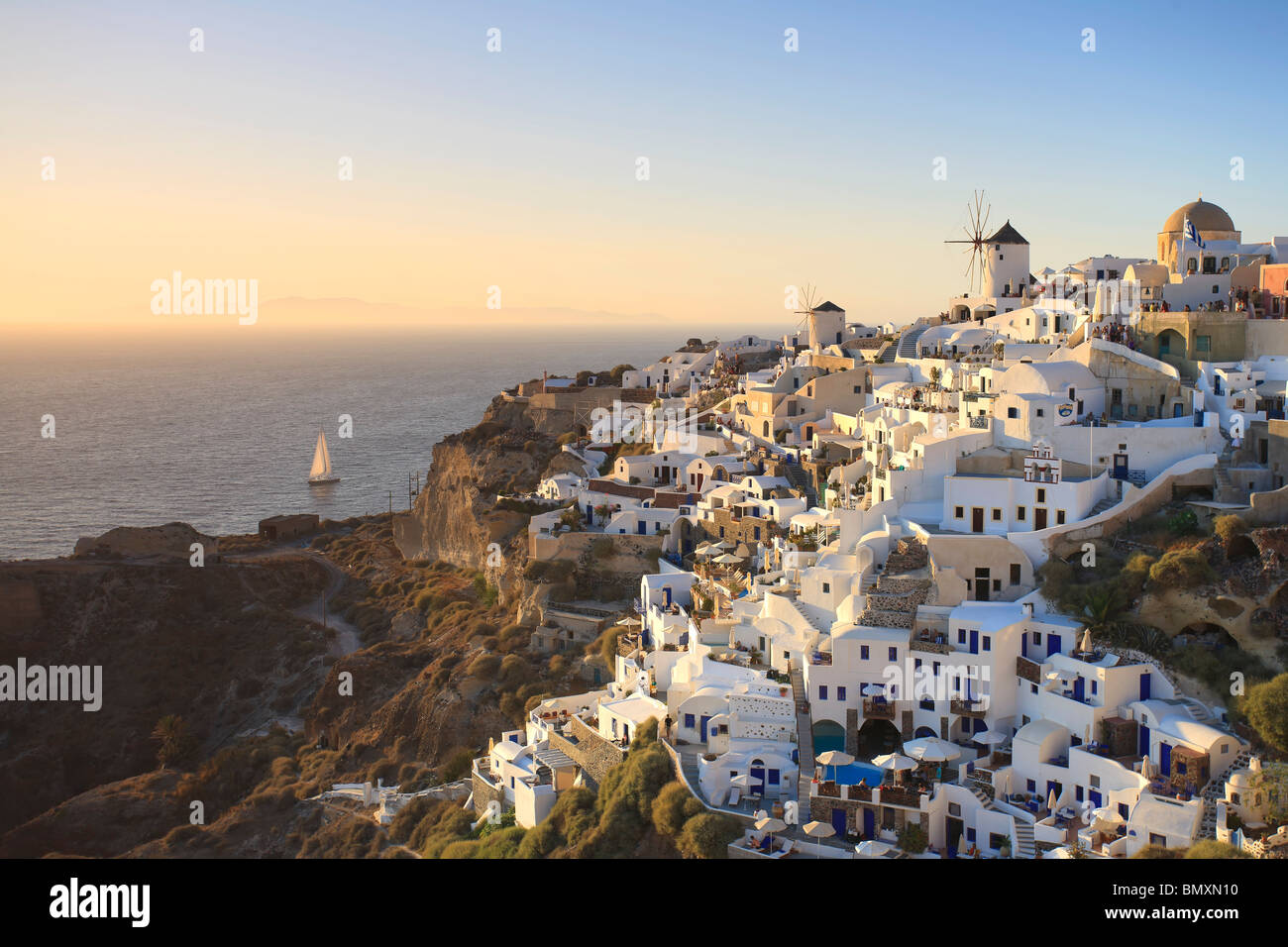 Grecia CICLADI Santorini, la cittadina di Oia e della caldera di Santorini Foto Stock