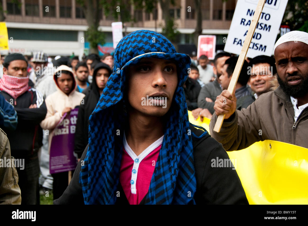 East End di Londra marzo e di protesta contro il razzismo e il fascismo. Foto Stock