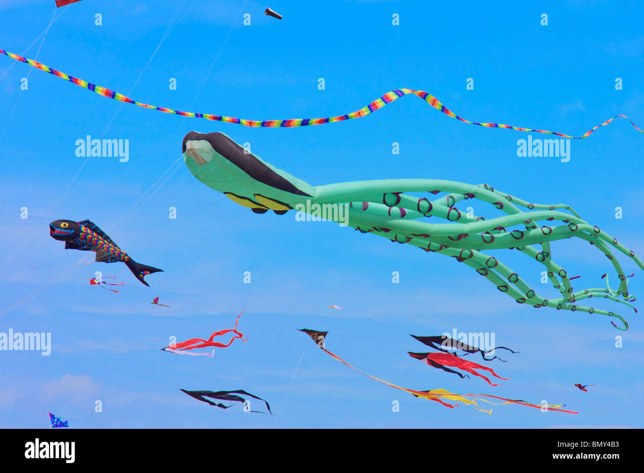 Catturare il vento il kite festival Morecambe Foto Stock