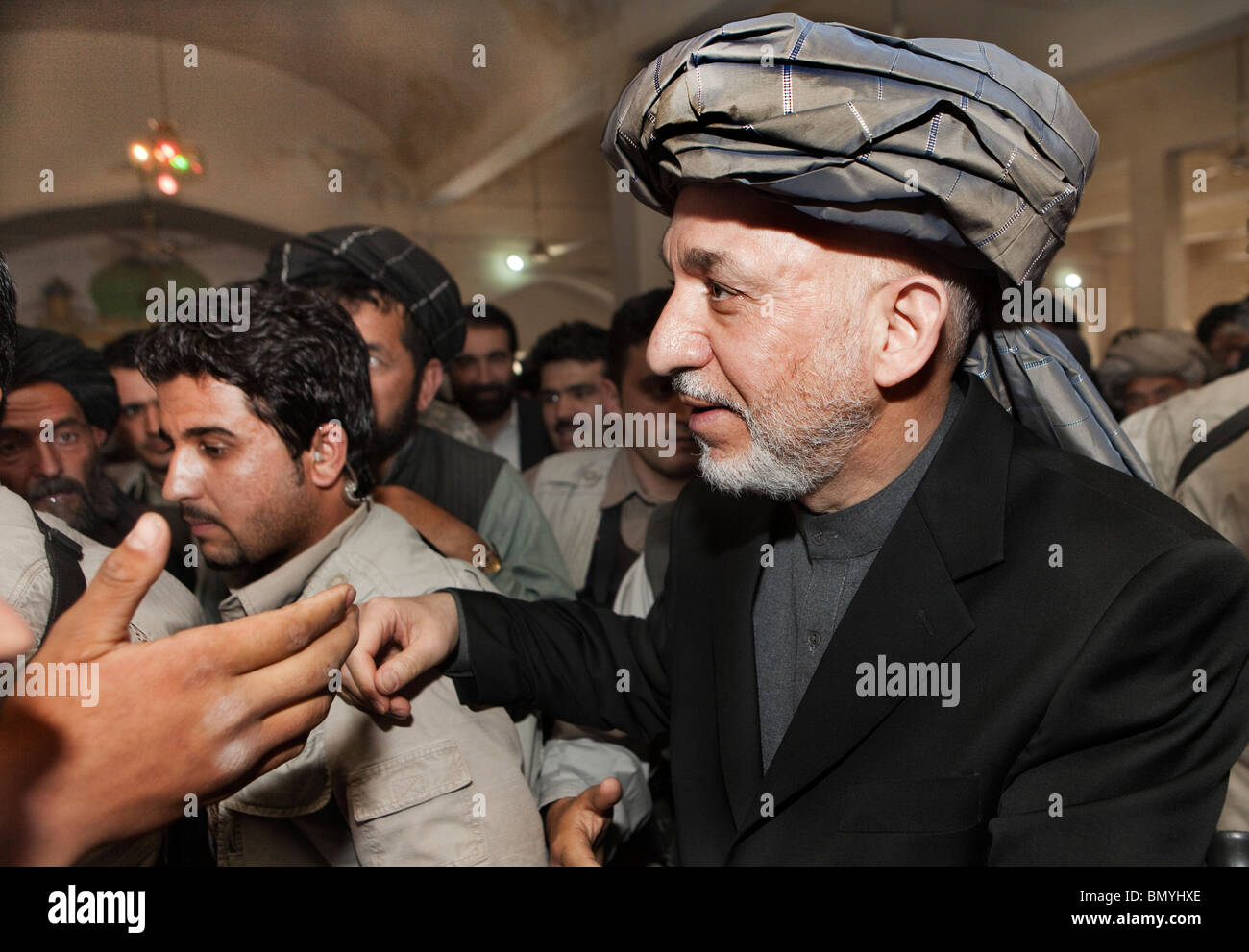 Il presidente Hamid Karzai visite oggi tarin kowt nel marzo 2010, Uruzgan, Afghanistan Foto Stock