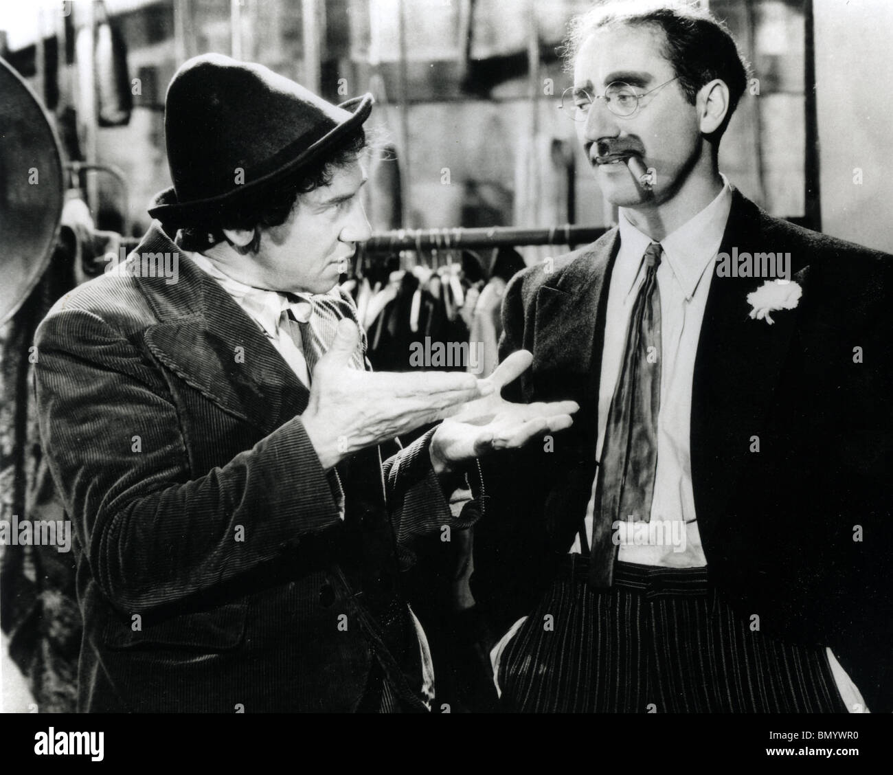 MARX BROTHERS - Goucho a sinistra con Chico Foto Stock