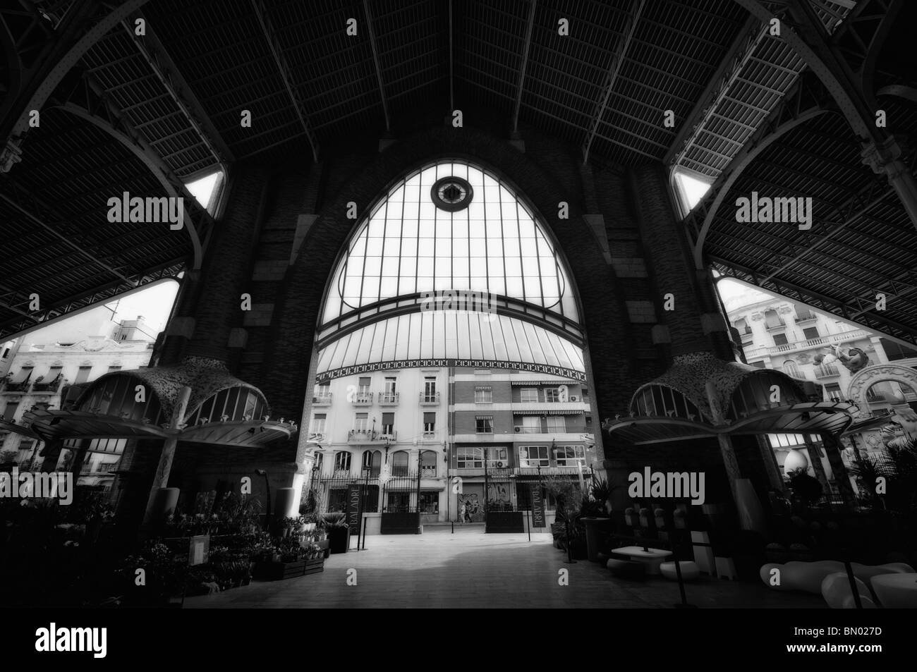 Il Mercado de Colon (Columbus mercato). Costruito tra il 1914-1917 da Francisco Mora Berenguer in stile modernista. Valencia. Spagna. Foto Stock