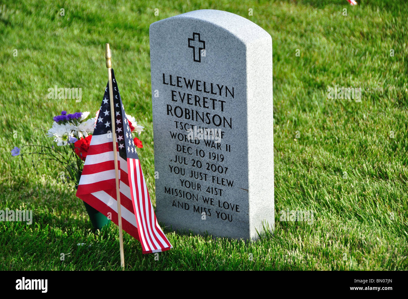 Stati Uniti d'America, Idaho Boise, Dry Creek cimitero, veterano della sua tomba il Memorial Day Foto Stock
