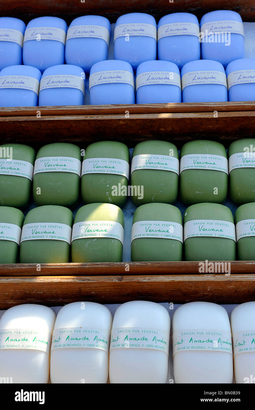 Francia, Provenza, Isle sur la Sorgue, sapone profumato mercato Foto Stock