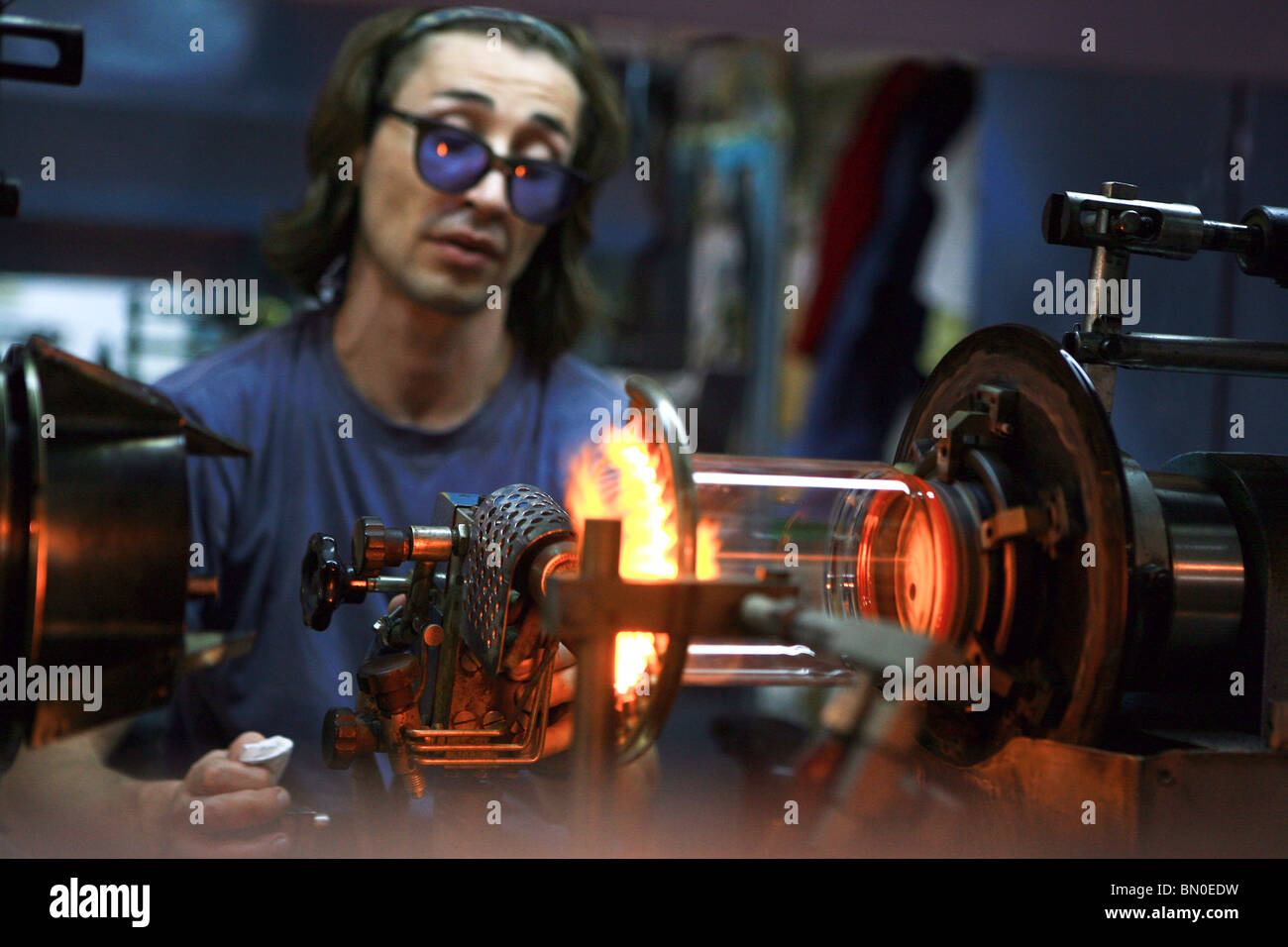 Israele, Bet Shemesh, Solel Industries è un produttore di collettori solari per campi solari nel mondo. Foto Stock