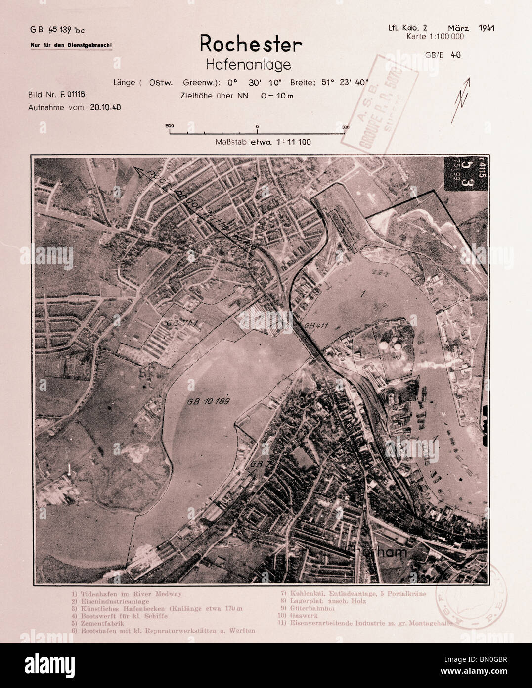 Rochester - Kent 1940 Docks Luftwaffe immagine aerea Foto Stock