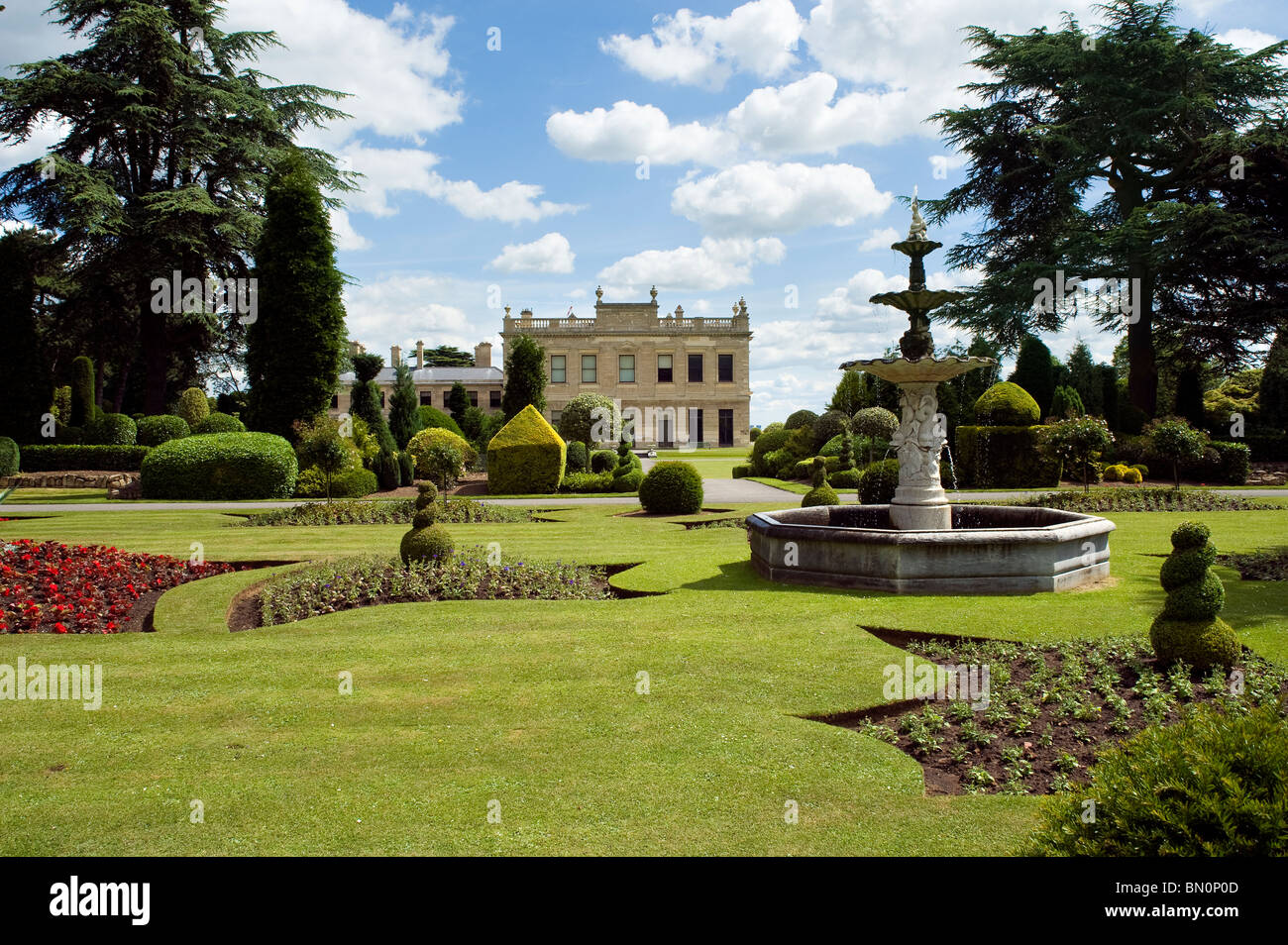 Brodsworth Hall e giardini, di Doncaster, nello Yorkshire meridionale. Regno Unito Foto Stock
