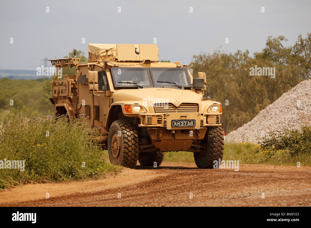Un Husky Navistar protetto Supporto tattico veicolo (TSV) dell'Esercito britannico. Foto Stock