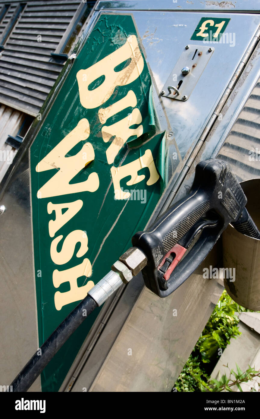 Un lavaggio bici in Bwlch Nant Yr Arian Visitor Center Foto Stock