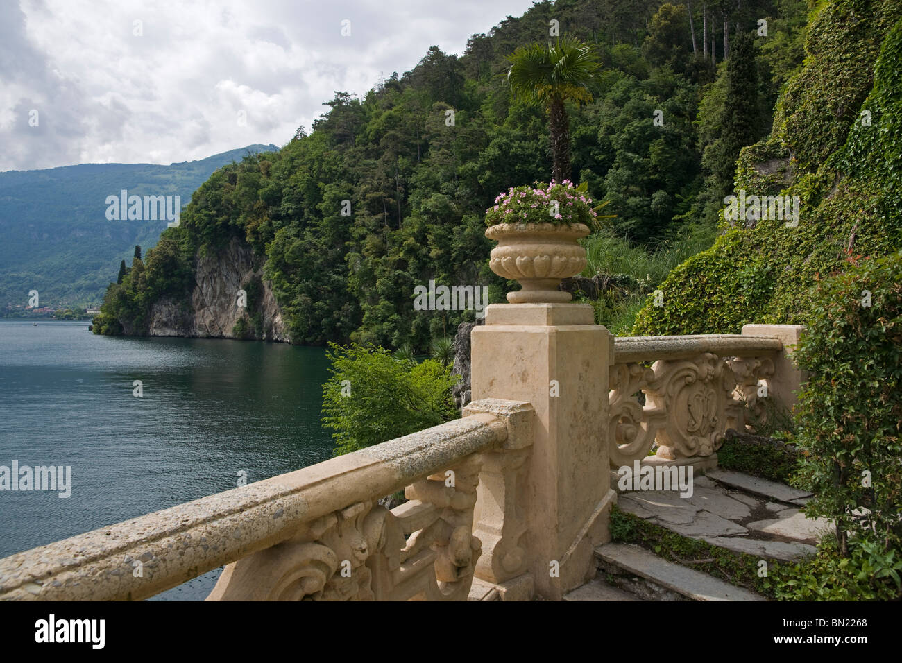 Vista dalla Villa del Balbianello Lenno, Lago di Como, Italia Foto Stock