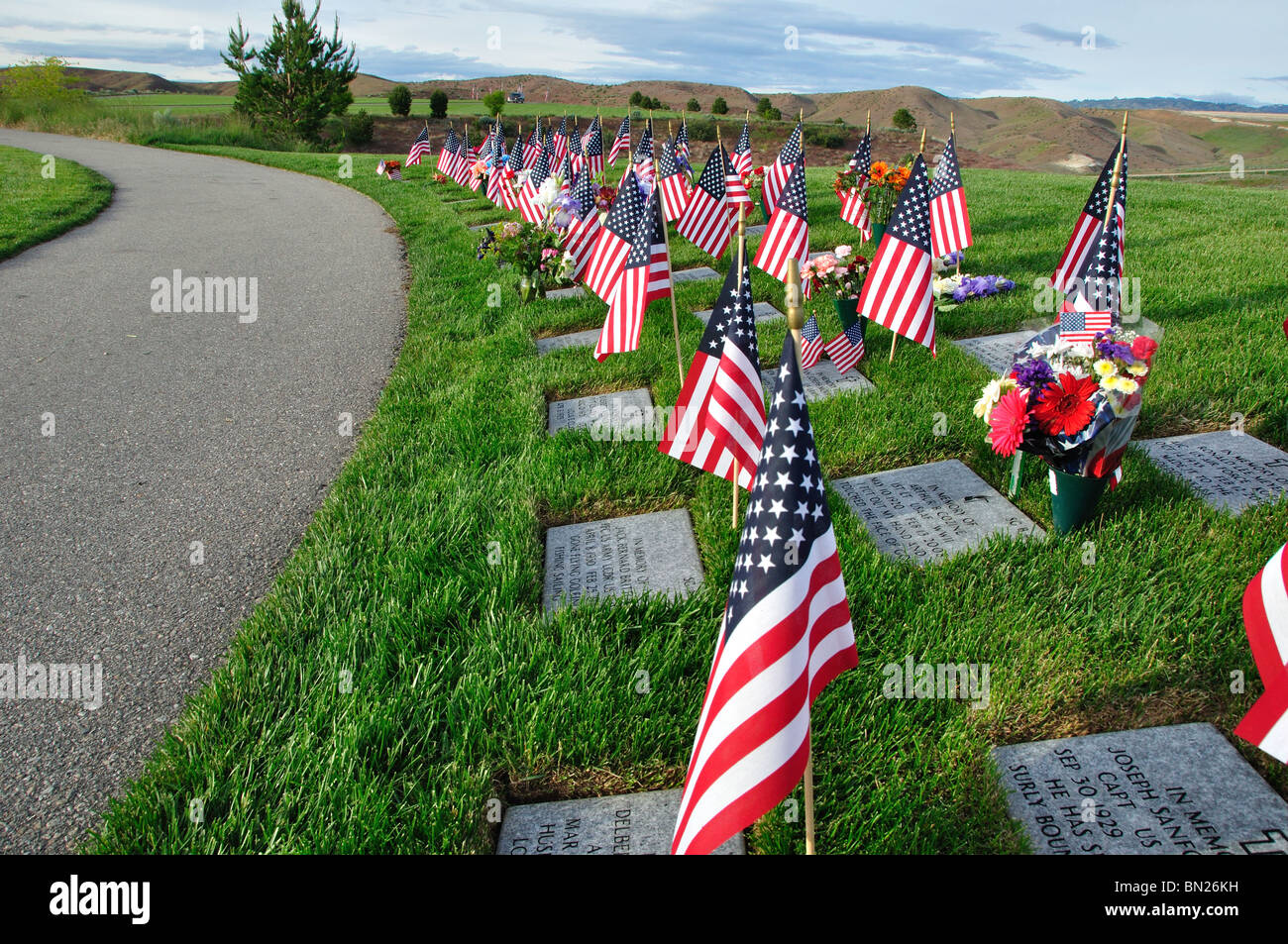 Stati Uniti d'America, Idaho Boise, Dry Creek cimitero, veterano di tombe del Memorial Day Foto Stock