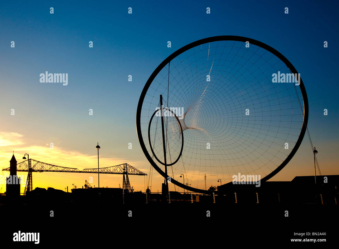 Scultura Temenos parte della rigenerazione Middlehaven, Middlesbrough, Cleveland, Tees Valley Foto Stock