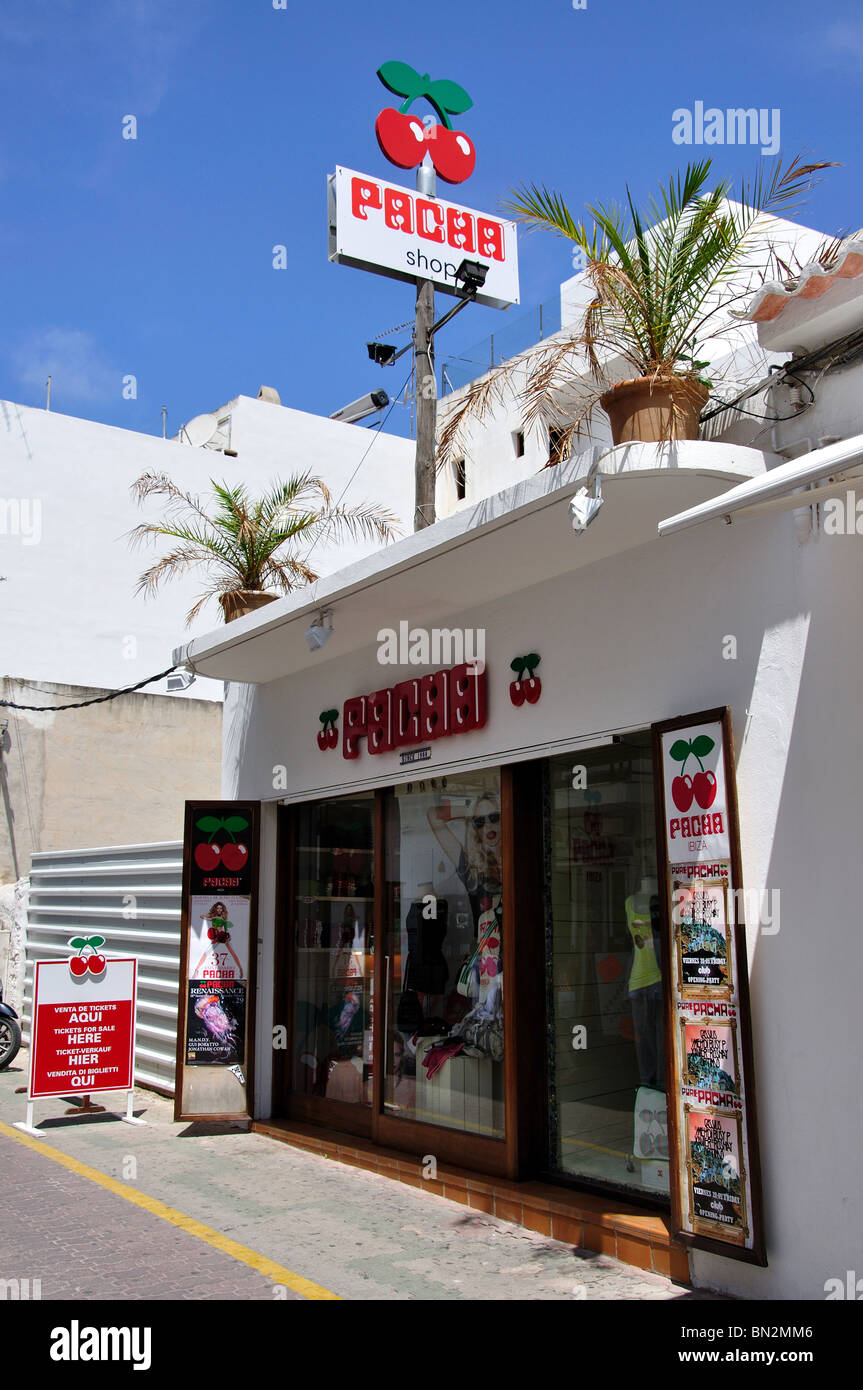 Pacha shop, Cala de Sant Antonio, West End, Sant Antoni de Portmany, Ibiza,  Isole Baleari, Spagna Foto stock - Alamy