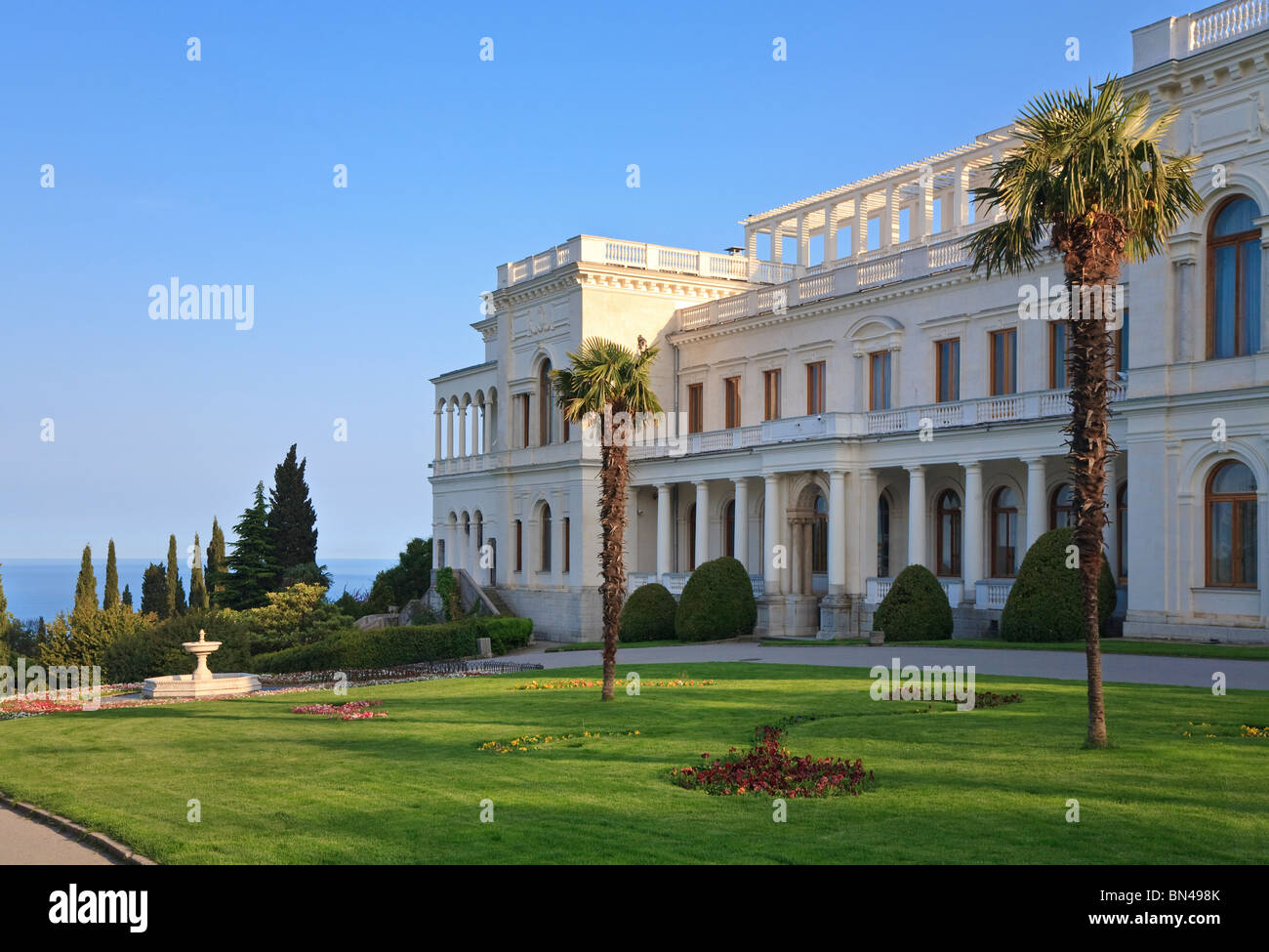 Palazzo di Livadia (ritiro estivo dell'ultimo Zar russo Nicholas II, Crimea, Ucraina). Costruito nel 1911 dall'architetto N.P. Krasnov. Foto Stock