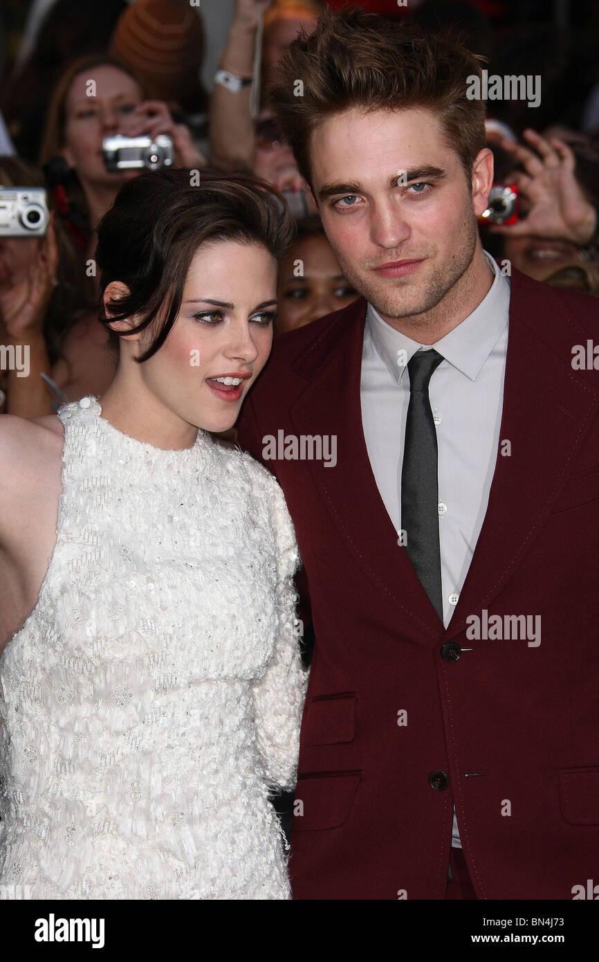 KRISTEN STEWART Robert Pattinson Twilight Saga: Eclipse PREMIERE PRESSO IL LOS ANGELES FILM FESTIVAL DOWNTOWN LOS ANGELES C Foto Stock