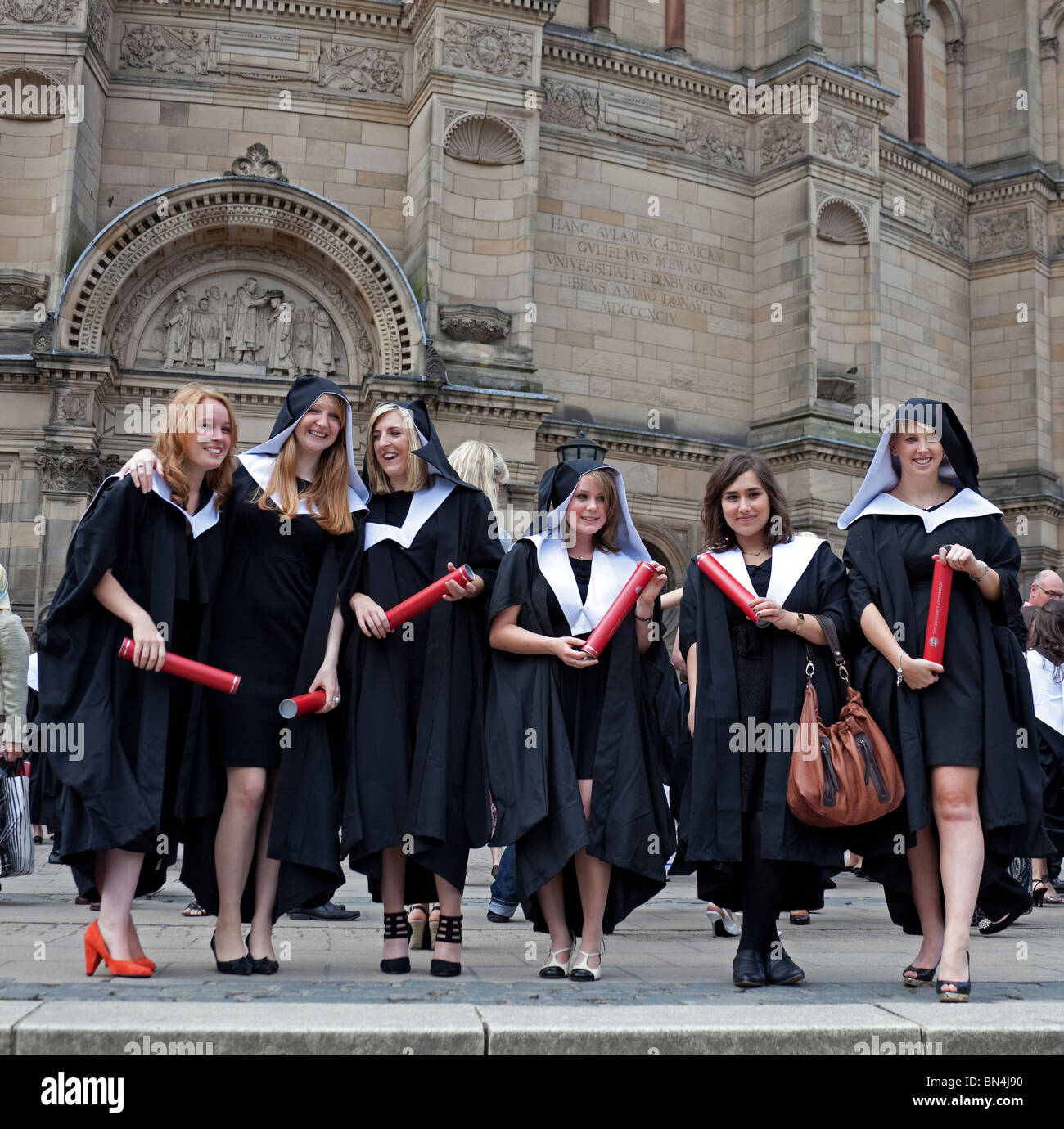 Gruppo femminile di studenti di dottorato università di Edimburgo in Scozia, Regno Unito Europa Foto Stock