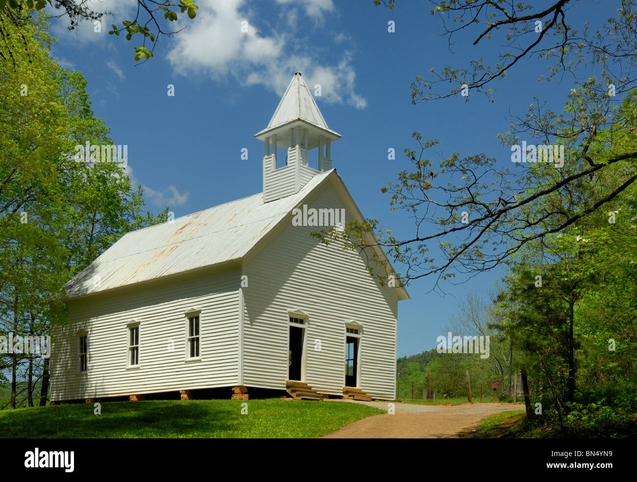 Vecchia Chiesa Metodista di Cades Cove di Great Smoky Mountains National Park. Foto di Darrell giovani. Foto Stock