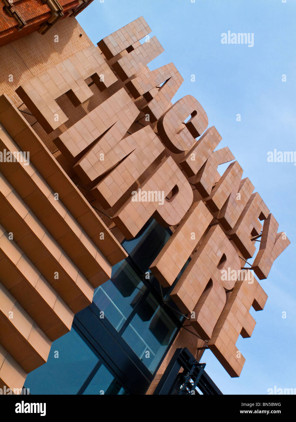 Vista del 2004 ristrutturato parte dell'Hackney Empire Theatre di East London REGNO UNITO costruito nel 1901 dall'architetto Frank Matcham Foto Stock