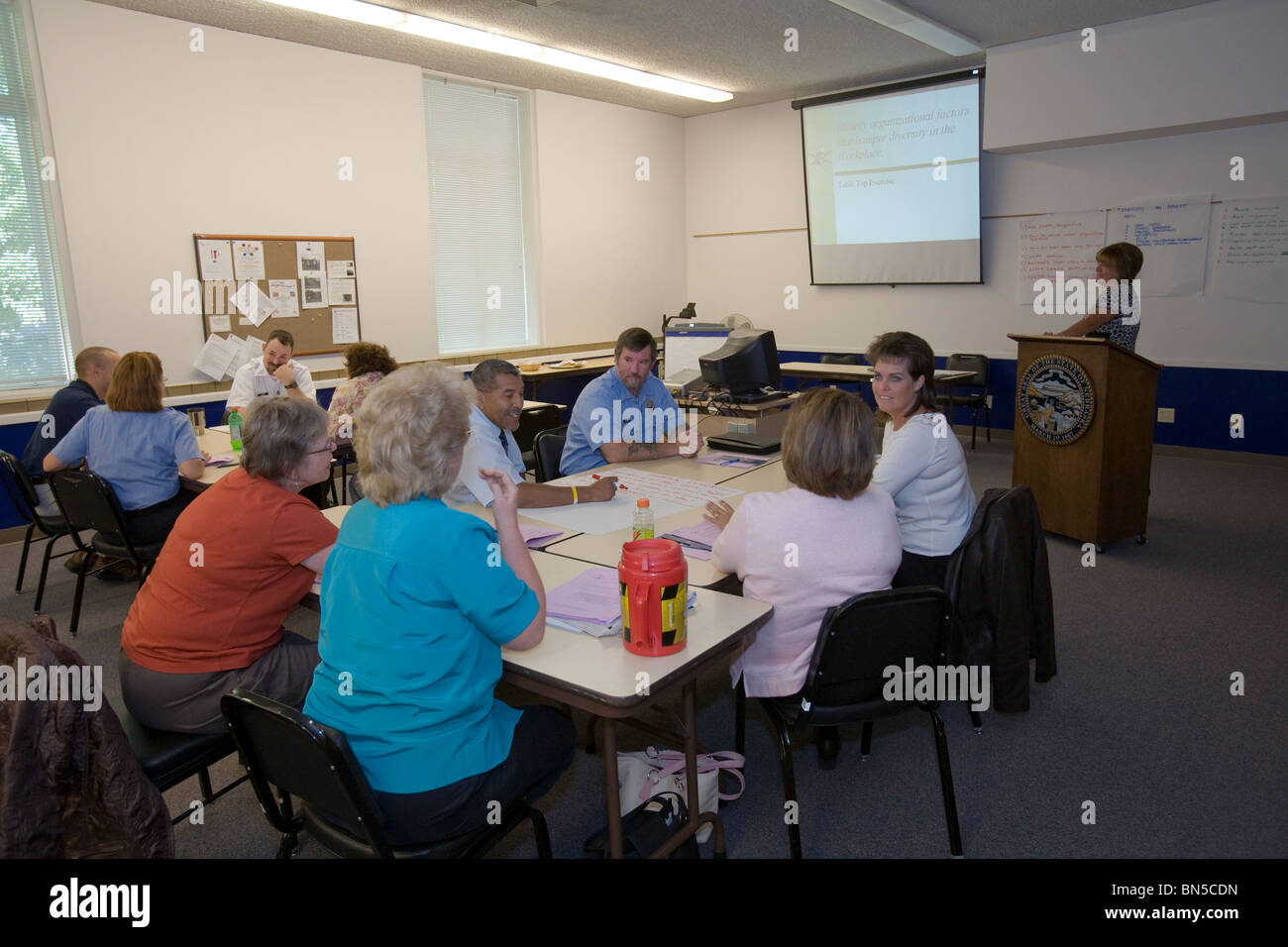 Formazione del personale accademia Nebraska Dipartimento di correzioni. La formazione delle attuali e future correzioni ufficiali. Foto Stock