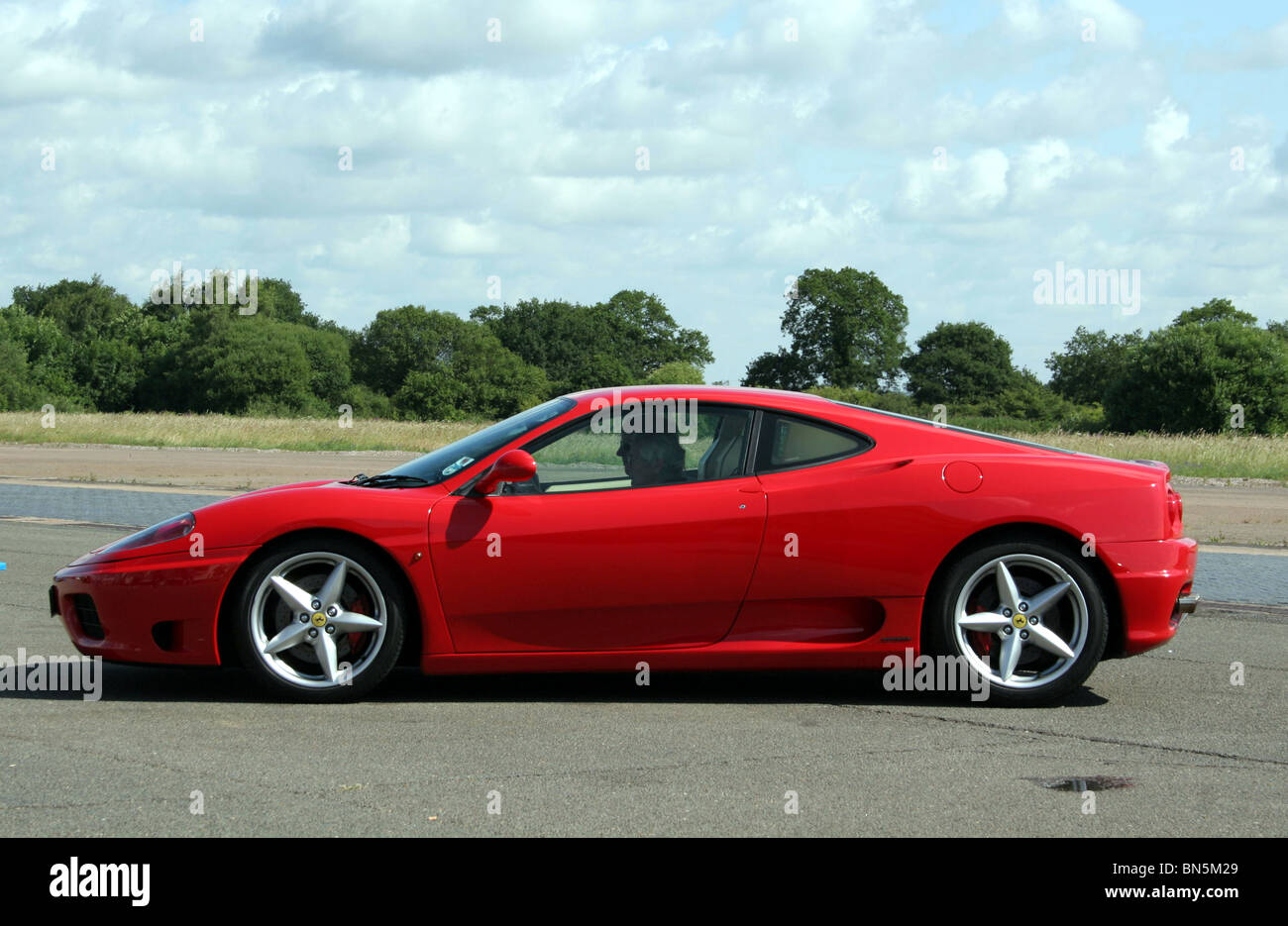 La Ferrari 360 Modena via giorno esperienza della Prodrive Proving Ground Kenilworth Warwickshir Foto Stock