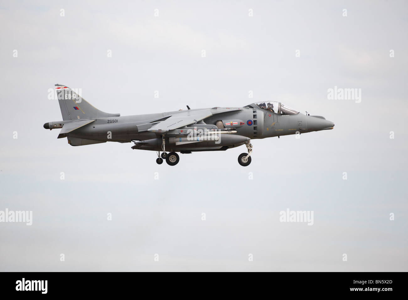 BAE Harrier GR9 di 41(R) Squadron, RAF sull approccio per RAF Waddington Airshow internazionale - arrivi 02 Luglio 2010 Foto Stock