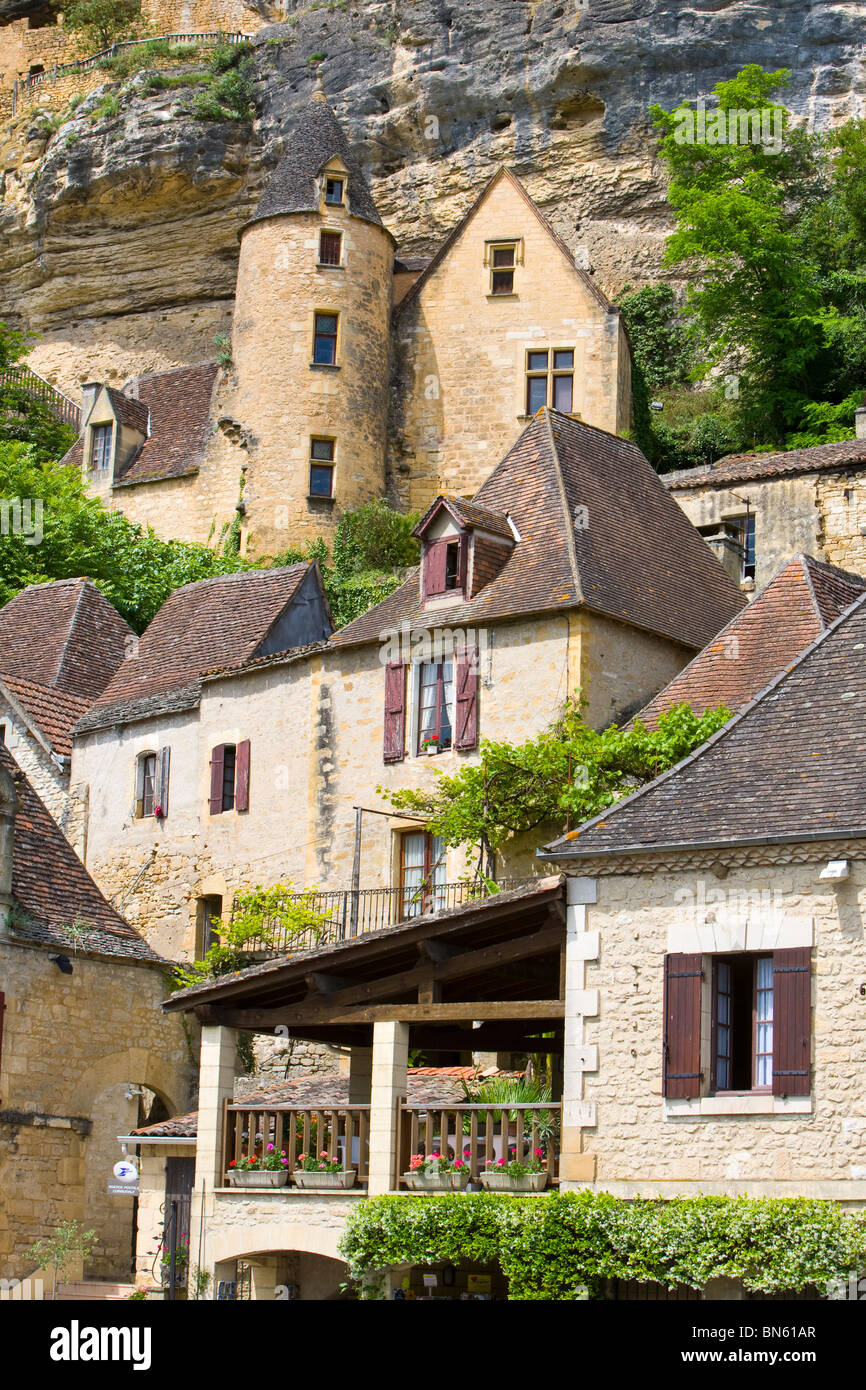 Tradizionale architettura di pietra, La Roque-Gageac, Dordogne, Aquitaine, Francia Foto Stock
