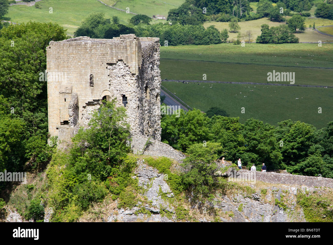 : Peveril Castle in Castleton Derbyshire parco nazionale di Peak District Inghilterra Foto Stock