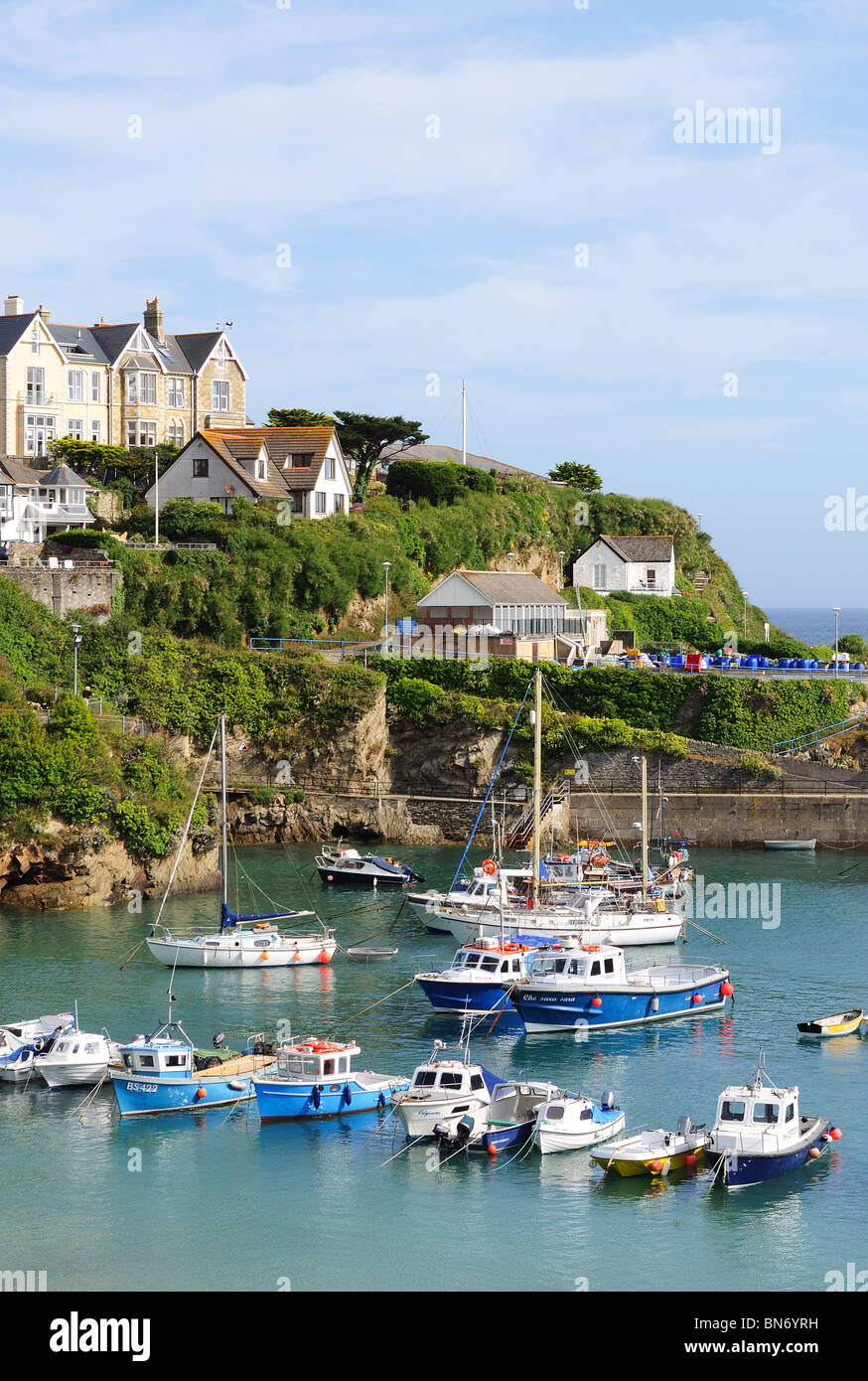 Barche da pesca in porto a Newquay, Cornwall, Regno Unito Foto Stock