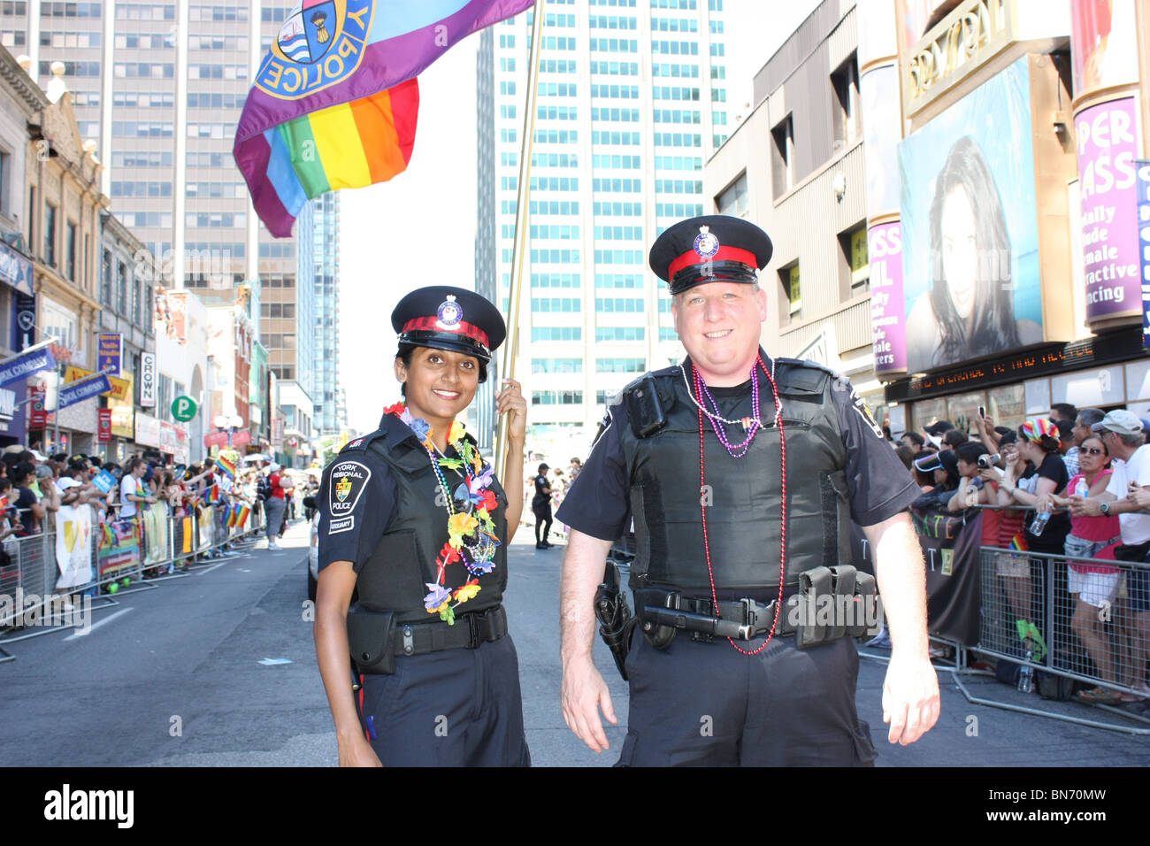 La polizia di Toronto street parade Foto Stock